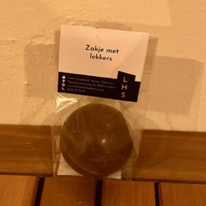 Chocolade bomb gevuld met marshmallows melkchocolade